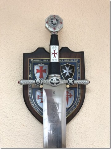 SOPORTE PARA ESPADAS TEMPLARIAS DE PARED